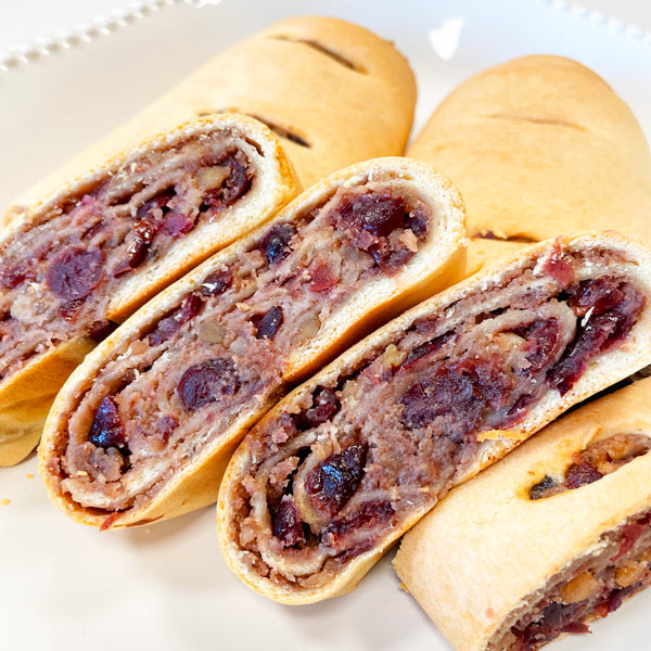 Cranberry Walnut Kolachi Roll - Nut Roll Kringle Strudel Povitica ...